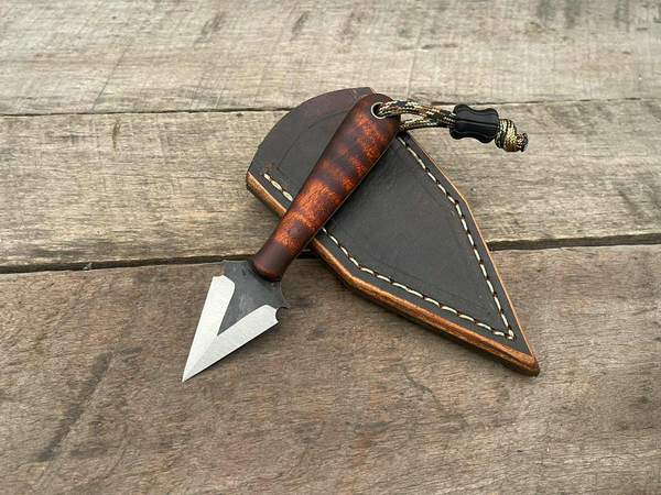 TM Hunt Critter Sticker - Curly Maple